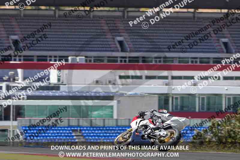 motorbikes;no limits;peter wileman photography;portimao;portugal;trackday digital images
